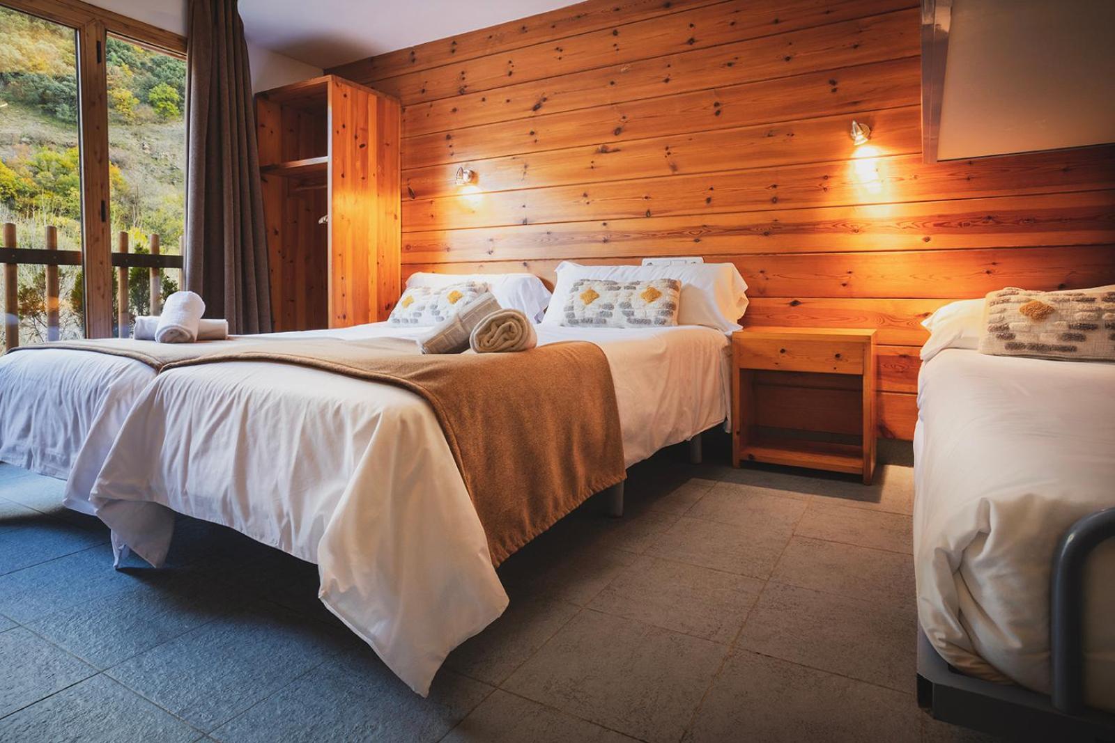 Hotel Restaurant Les Brases Сорт Экстерьер фото