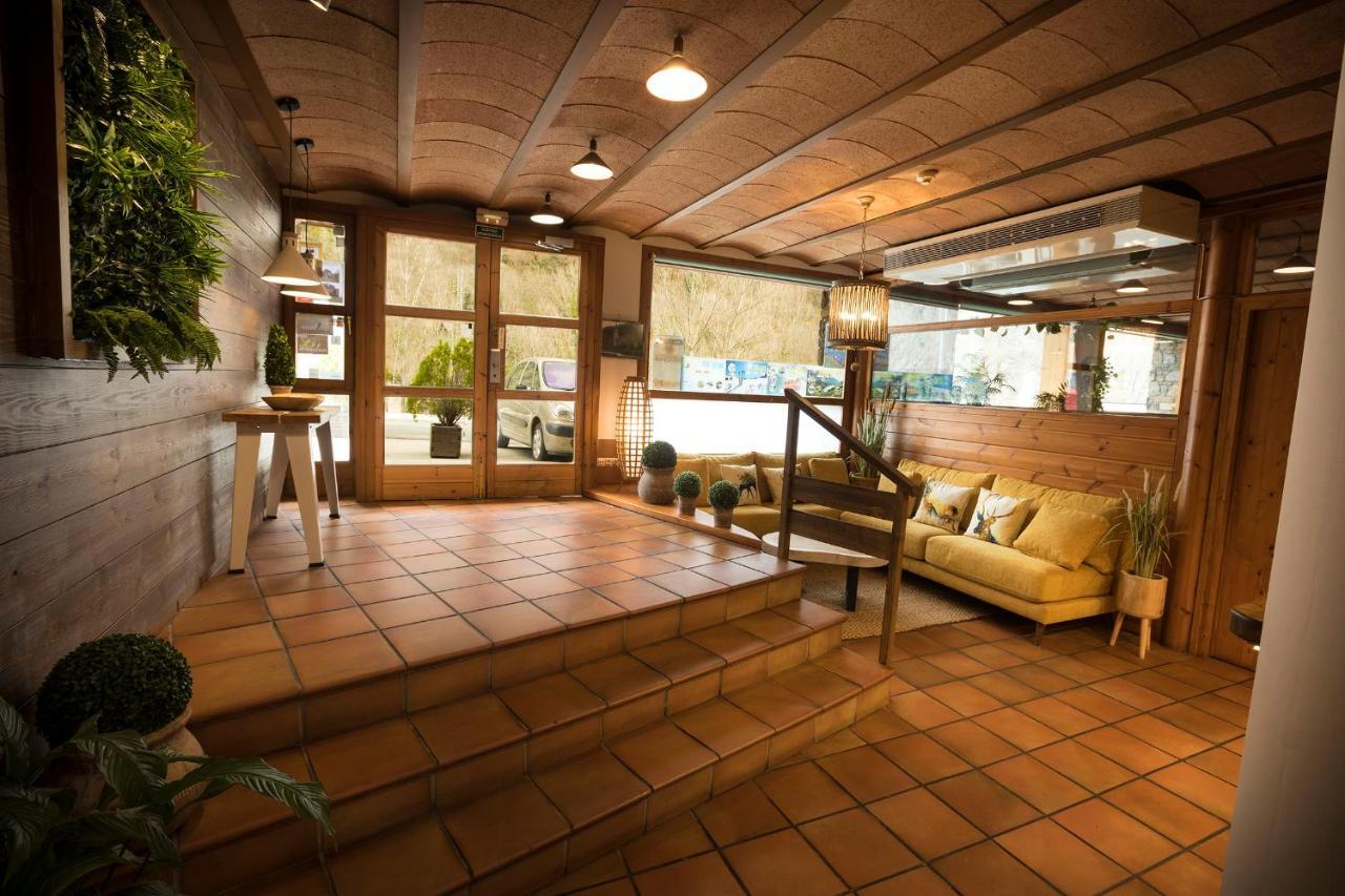 Hotel Restaurant Les Brases Сорт Экстерьер фото